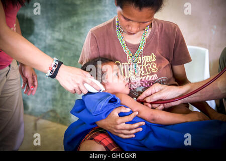 Medical aid to Philippines Stock Photo