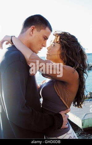 STEP UP USA 2006 Anne Fletcher Tyler (CHANNING TATUM) and Nora (JENNA DEWAN) Regie: Anne Fletcher Stock Photo