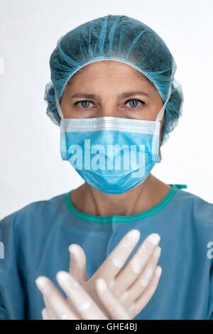 Hospital operating theatre nurse Stock Photo