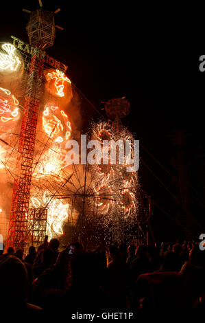 Castle pyrotechnics (castillos) during the National Pyrotechnics Festival in Tultepec, Mexico Stock Photo