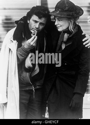 A WOMAN UNDER THE INFLUENCE USA 1974 John Cassavetes GENA ROWLANDS as Mabel Longhetti, PETER FALK as Nick Longhetti Regie: John Cassavetes Stock Photo