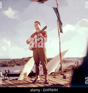 FREDDY UND DAS LIED DER SÜDSEE BRD 1962 Werner Jacobs Seemann Freddy Petersen (FREDDY QUINN) Regie: Werner Jacobs Stock Photo