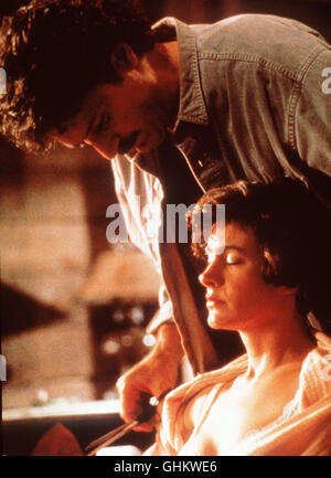 SEAN YOUNG & PATRICK BERGIN LOVE CRIMES (1992 Stock Photo ...