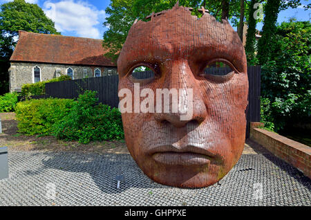 Canterbury, Kent, UK. 'Bulkhead' (2003: Rick Kirby) behind the Marlowe Theatre Stock Photo