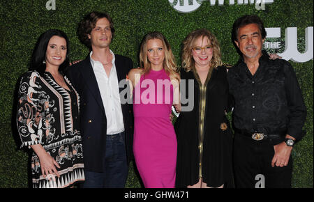 West Hollywood, CA, USA. 10th Aug, 2016. 10 August 2016 - West Hollywood, California. Paget Brewster, Matthew Gray Gubler, AJ Cook, Kirsten Vangsness, Joe Mantegna. 2016 CBS, CW, Showtime Summer TCA Party held at Pacific Design Center. Photo Credit: Birdie Thompson/AdMedia © Birdie Thompson/AdMedia/ZUMA Wire/Alamy Live News Stock Photo