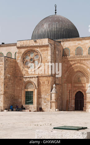 Jerusalem, Israel: view of Al Aqsa Mosque, the Farthest Mosque on Temple Mount, is the third holiest site in Islam Stock Photo