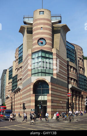 A view front view of No 1 Poultry in London Stock Photo