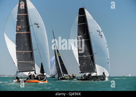 Cowes, Isle of Wight UK, Friday, 12 August 2016, FAST40 & Class 0 IRC Class Yachts racing in East Solent Credit:  Sam Kurtul/Alamy Live News Stock Photo