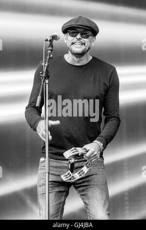 The Christians play Rewind North Festival, Capesthorne Hall, Cheshire 7th August 2016 Stock Photo