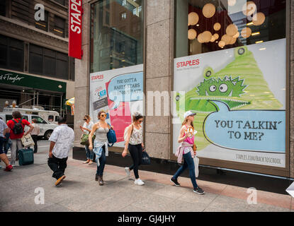 A back to school display is seen on the window of a Staples store in New York on Friday, August 5, 2016. Back-to-school is the second biggest shopping season. (© Richard B. Levine) Stock Photo