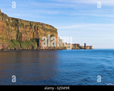 dh Old Man of Hoy HOY ORKNEY Sandstone cliff uk sea stack seacliff highest UK st johns head seacliffs