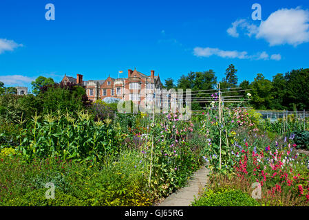 Garden of Burton Agnes Hall, near Driffield, East Yorkshire, England UK Stock Photo