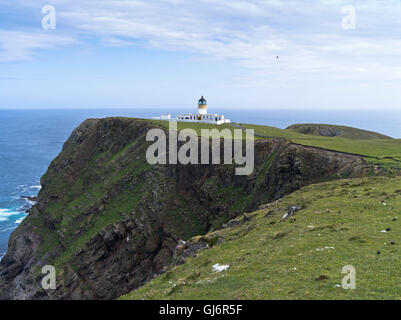 dh North Lighthouse FAIR ISLE SHETLAND North coast sea cliffs lighthouse scotland lighthouses uk Stock Photo