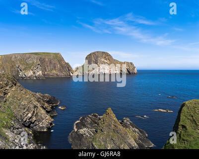 dh Heelors Sheep Rock Vaasetter FAIR ISLE SCOTLAND ISLANDS Large sea stack coast scotland island national trust landscape cliffs