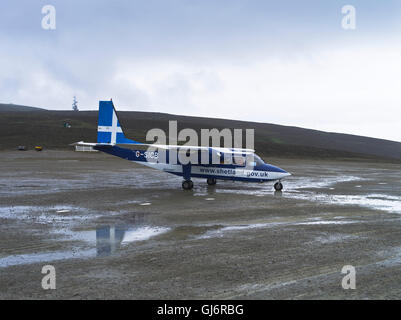 dh Isles Airport FAIR ISLE SCOTLAND ISLANDS Islander aircraft turboprop scottish airfield