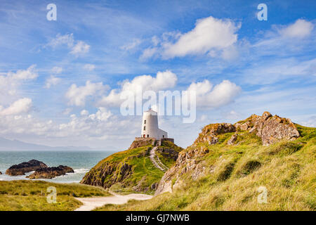 Twr Mawr, the old lighthouse on the tidal island of Ynys Llanddwyn, Newborough, Anglesey, Wales, UK Stock Photo