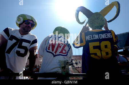 Los Angeles, California, USA. 13th Aug, 2016. Los Angeles Rams wearing melons on their heads cheer prior to pre-season NFL game between the Dallas Cowboys and the Los Angeles Rams at the Los Angeles Memorial Coliseum on Saturday, August 13, 2016. (Photo by Keith Birmingham/ Pasadena Star-News) © San Gabriel Valley Tribune/ZUMA Wire/Alamy Live News Stock Photo