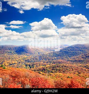 The foliage scenery from the top of Bear Mountain Stock Photo