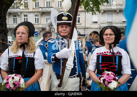 01/08/2016. Zurich, Switzland. Men and women wear traditional dress at a ceremony in Zurich in celebration of Swiss National Day Stock Photo