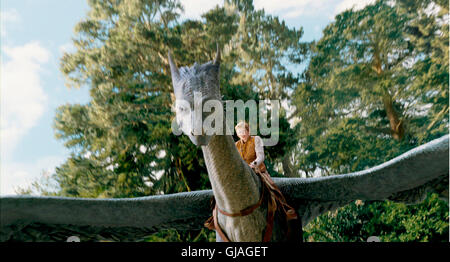 ERAGON USA 2006 Stefen Fangmeier Eragon (EDWARD SPELEERS) and the flying Dragon Saphira Regie: Stefen Fangmeier Stock Photo