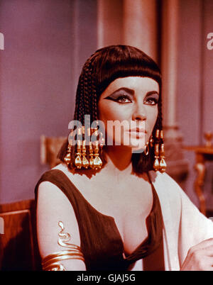 Cleopatra, Großbritannien/USA/Sxhweiz 1963, Regie: Joseph L. Mankiewicz, Rouben Mamoulian, Darsteller: Elizabeth Taylor Stock Photo