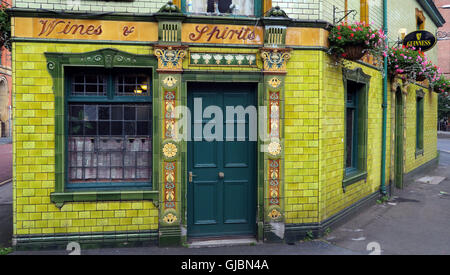 Peveril of the Peak, classic pub,Manchester,Lancs,England,UK Stock Photo