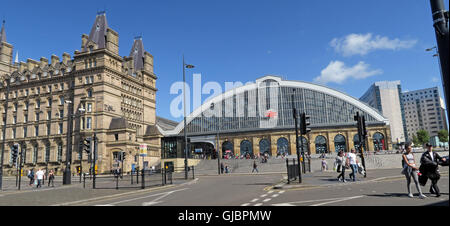 Liverpool Lime Street, mainline railway station, city centre Liverpool, Merseyside, England Stock Photo