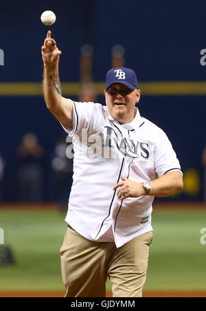 St. Petersburg, Florida, USA. 15th Aug, 2016. WILL VRAGOVIC | Times.United States Marine Corps. Cpl. Ret. Micheal Jernigan throws the ceremonial first pitch before the start of the game between the San Diego Padres and the Tampa Bay Rays in Tropicana Field in St. Petersburg, Fla. on Monday, Aug. 15, 2016. Jernigan was serving in Iraq when his Humvee was hit by an IED. He lost both his eyes when his cranium was crushed and suffered severe trauma to his right hand and left knee. Credit:  Will Vragovic/Tampa Bay Times/ZUMA Wire/Alamy Live News Stock Photo