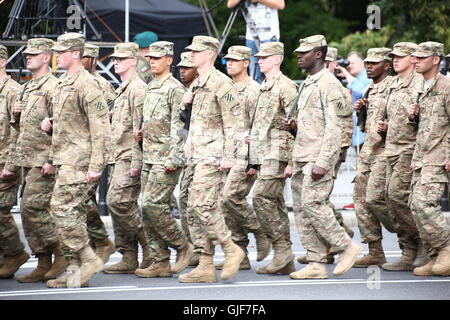 Warsaw, Poland. 15th Aug, 2016. US Marines march during military tattoo of the Polish Army Celebration Day. Credit:  Jakob Ratz/Pacific Press/Alamy Live News Stock Photo