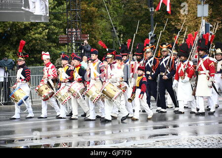 Poland, Warsaw: Polish army presents a K2 black panther tank during Polish  Army Celebtion Day Stock Photo - Alamy