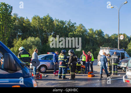 Emergency crews at the scene of the accident, Moscow, Russia Stock Photo