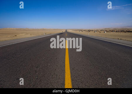 road in desert,peru panamericana Stock Photo
