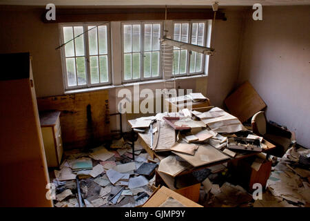 Disorder Papers Office Stock Photo, Picture and Royalty Free Image. Image  68695197.