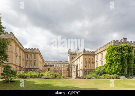 The impressive architecture of the Garden Quadrangle at New College, Oxford, England, UK Stock Photo