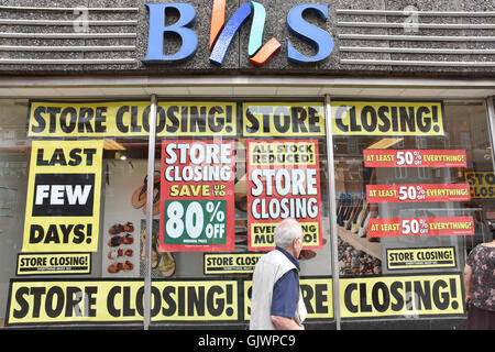 Wood Green, London, UK. 18th August 2016. The BHS store in Wood Green will be one of the last to close. Stock Photo