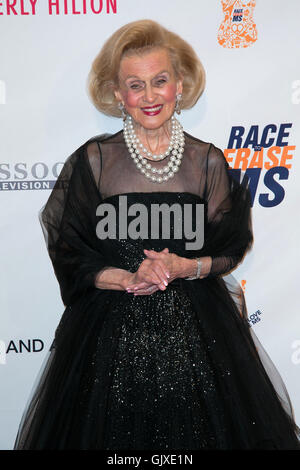 Celebrities attend 23rd Annual Race To Erase MS Gala - Red Carpet at The Beverly Hilton Hotel.  Featuring: Barbara Davis Where: Los Angeles, California, United States When: 16 Apr 2016 Stock Photo