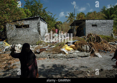 2004 Tsunami damage to Khollofushi Island, Maldives. Stock Photo