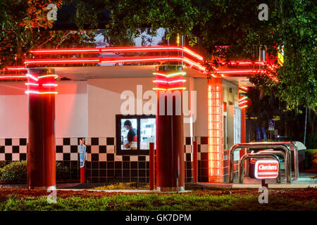 Checkers fast food restaurant sign and storefront Stock Photo - Alamy