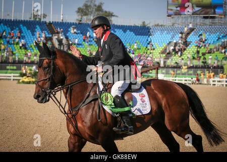 Rio de Janeiro, Brazil. 19th August, Gold: Nick Skelton and Big Star (GBR) during the Equestrian Rio Olympics 2016 held at the Equestrian Olympic Center. (Photo: André Horta/Fotoarena) Credit:  Foto Arena LTDA/Alamy Live News Stock Photo