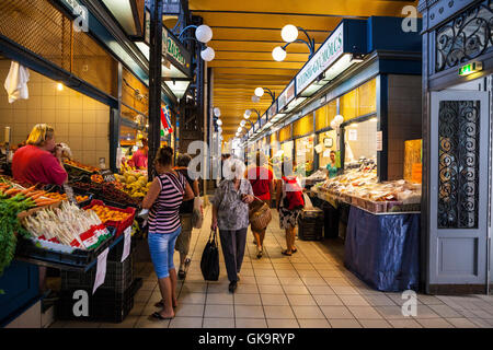 Budapest Central Market Hall (Lszamu Vasarcsarnok) Stock Photo