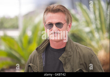 69th Cannes Film Festival - 'The Last Face' -Photocall  Featuring: Sean Penn Where: Cannes, France When: 20 May 2016 Stock Photo