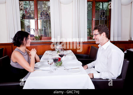 http://l450v.alamy.com/450v/gkc7hj/woman-and-man-in-the-restaurant-laughing-happy-gkc7hj.jpg