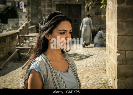 RELEASE DATE: August 19, 2016 TITLE: Ben-Hur Ben Hur STUDIO: Paramount Pictures DIRECTOR: Timur Bekmambetov PLOT: A falsely accused Jewish nobleman survives years of slavery to take vengeance on his Roman best friend, who betrayed him PICTURED: Nazanin Boniadi (Credit Image: c Paramount Pictures/Entertainment Pictures/) Stock Photo