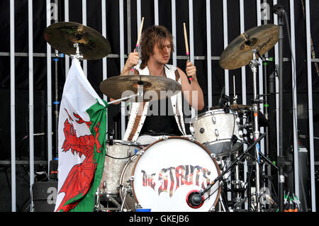 Rock on the Range 2016 Music Festival at MAPFRE Stadium in Columbus, OH, USA  Featuring: The Struts Where: Columbus, Ohio, United States When: 22 May 2016 Stock Photo