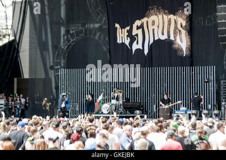 Rock on the Range 2016 Music Festival at MAPFRE Stadium in Columbus, OH, USA  Featuring: The Struts Where: Columbus, Ohio, United States When: 22 May 2016 Stock Photo