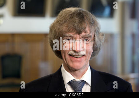 Leipzig, Germany. 20th Aug, 2016. Thomas cantor Gotthold Schwarz posing at the old city hall in Leipzig, Germany, 20 August 2016. Gotthold Schwarz was officially installed during a ceremonial act at the city hall. PHOTO: SEBASTIAN WILLNOW/dpa/Alamy Live News Stock Photo