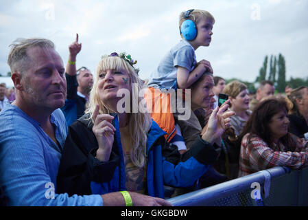 Sport Beat Festival, Gloucester, Gloucestershire, 20th August 2016. Crowd enjoyng Band EMF. Credit:  Daniel Fisher/Alamy Live News Stock Photo