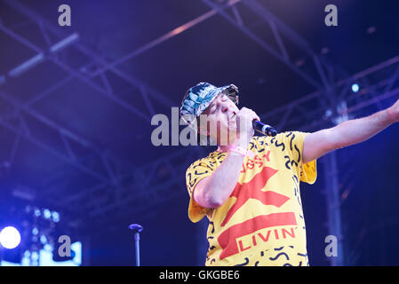 Sport Beat Festival, Gloucester, Gloucestershire, 20th August 2016. Band EMF, Lead Singer James Atkin. Credit:  Daniel Fisher/Alamy Live News Stock Photo