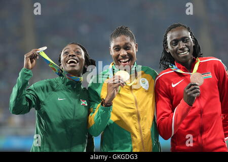 Rio De Janeiro, Brazil. 20th Aug, 2016. Gold medalist South Africa's Caster Semenya (C), silver medalist Burundi's Francine Niyonsaba (L), bronze medalist Kenya's Margaret Nyairera Wambui attend the awarding ceremony for the women's 800m final of Athletcis at the 2016 Rio Olympic Games in Rio de Janeiro, Brazil, on Aug. 20, 2016. Credit:  Liu Bin/Xinhua/Alamy Live News Stock Photo