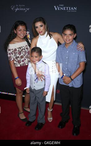 Las Vegas, NV, USA. 20th Aug, 2016. Eva Longoria at arrivals for All White Affair 16th Annual El Sueno de Esperanza Celebration Benefitting Children with Cancer, The Venetian Resort Hotel Casino, Las Vegas, NV August 20, 2016. Credit:  MORA/Everett Collection/Alamy Live News Stock Photo